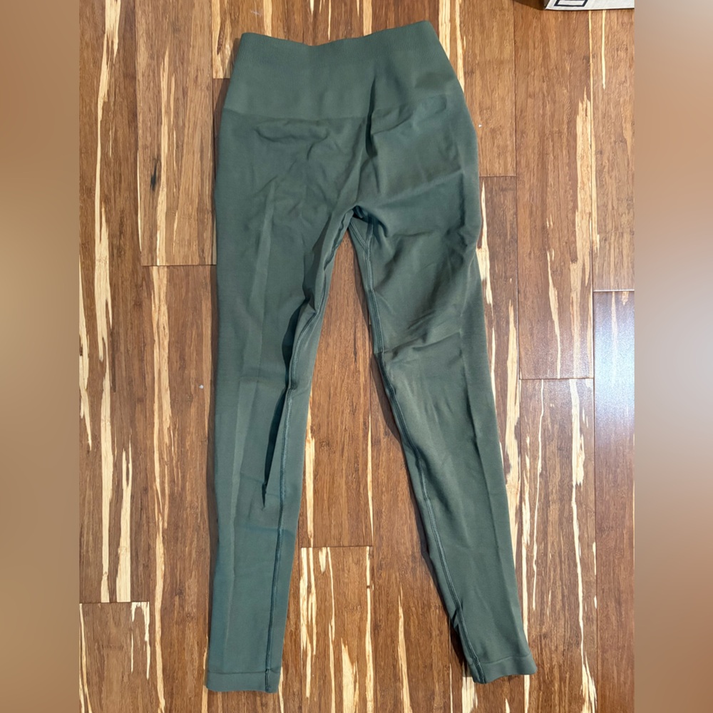 Alphalete Amplify Legging in Oak, Size S